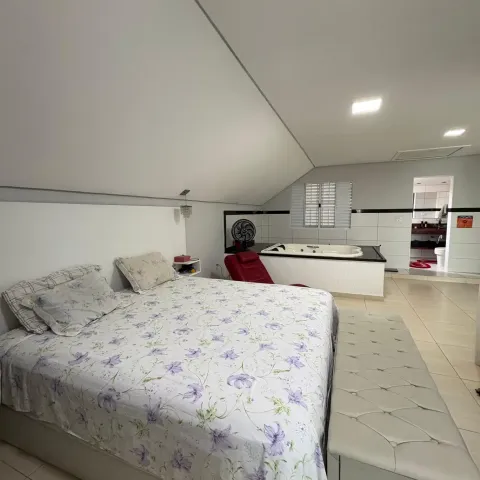 Casa de 240 m² porteira fechada com 4 dormitórios no Residencial dos Metalúrgicos
