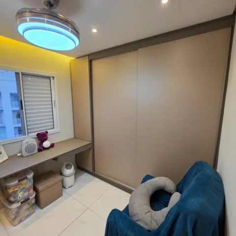 Apartamento de 83 m² todo reformado no Condomínio Practice, na Rua do Retiro