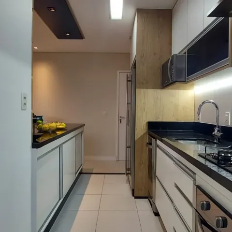 Apartamento de 83 m² com 3 dormitórios e vista para a Serra do Japi no Condomínio Practice