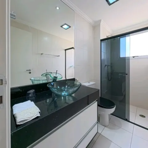 Apartamento mobiliado de 100 m² com vista panorâmica no Premiatto Residence Club